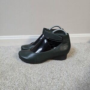 Loints of Holland Green Leather Sydney Mary Jane Shoes 38 8 Ankle Strap Wedge‎